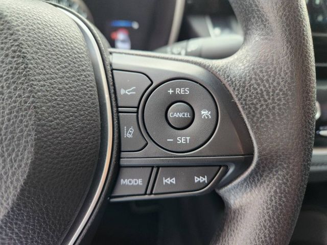 ♞1.8 豪華 里程僅跑8274公里 *新車原廠保固* 加選360環景影像♞ACC主動式跟車+IKEY免鑰匙+胎壓監控♞  第17張相片