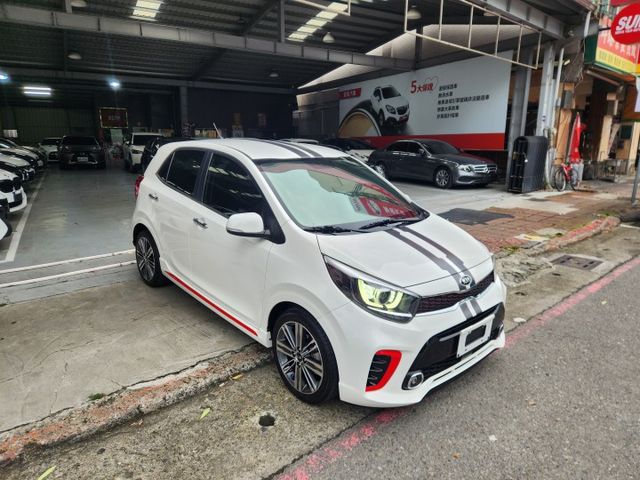 ♞GT-Line 頂級旗艦版♞原鈑件零事故 里程僅跑4萬多公里♞1.2升引擎超低稅金+超省油耗  第2張相片