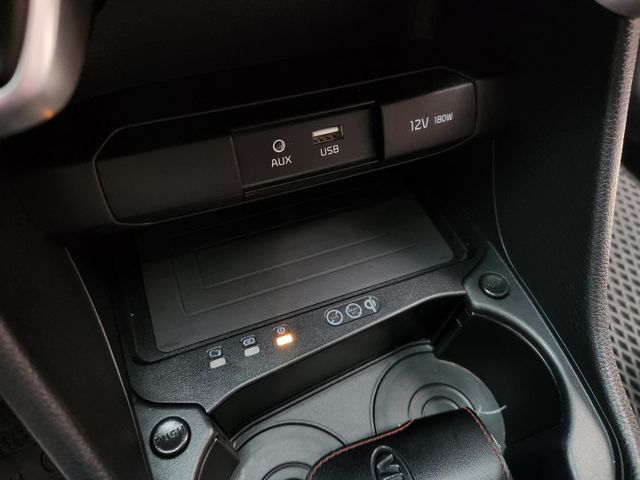 ♞GT-Line 頂級旗艦版♞原鈑件零事故 里程僅跑4萬多公里♞1.2升引擎超低稅金+超省油耗  第12張相片