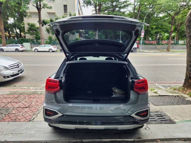 ♞1.5TFSI 優異性能，節能省油♞實跑2.3萬公里，原廠保固至2028年♞原鈑件0事故♞認證車可全貸♞  第5張相片