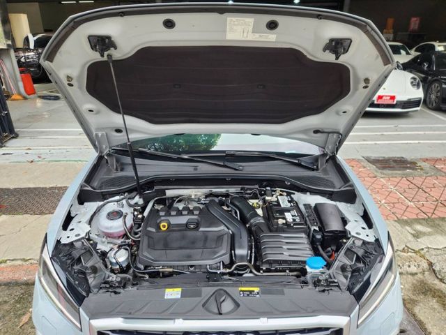 ♞1.5TFSI 優異性能，節能省油♞實跑2.3萬公里，原廠保固至2028年♞原鈑件0事故♞認證車可全貸♞  第20張相片