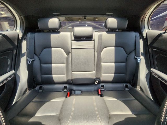 ♞市場稀少四輪傳動，小改版+電動尾門 ♞里程保證實跑9.7萬公里♞認證車可全貸♞  第19張相片