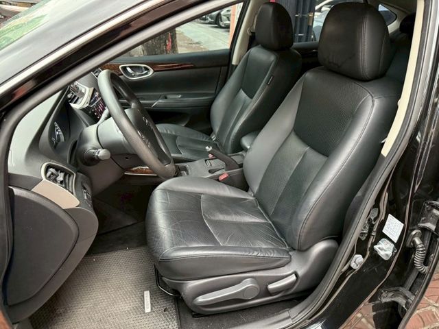 ♞豪華版+i-Key啟動.摸門♞安卓多媒體主機♞原鈑件車況極佳♞  第9張相片