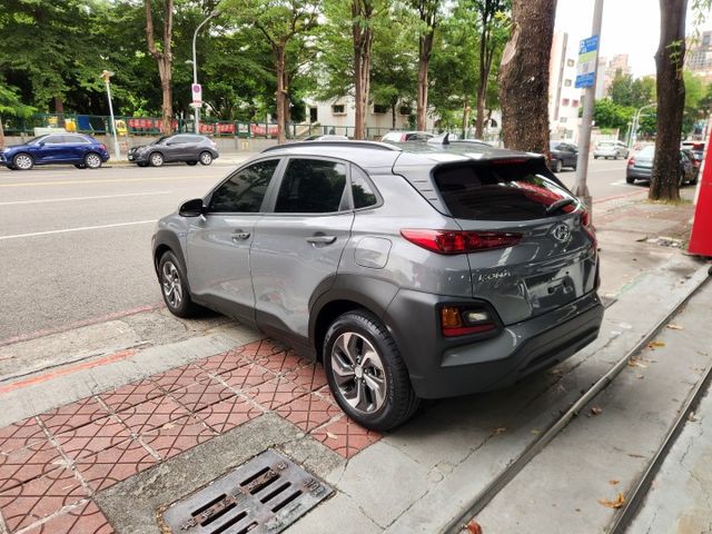 *絕佳的26.71km/L市區油耗水準*全車原鈑件零事故*韓國原裝進口*超高CP值*  第4張相片