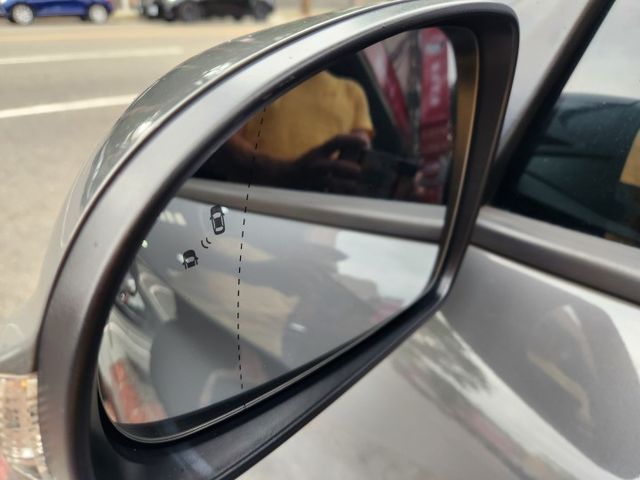 *絕佳的26.71km/L市區油耗水準*全車原鈑件零事故*韓國原裝進口*超高CP值*  第13張相片