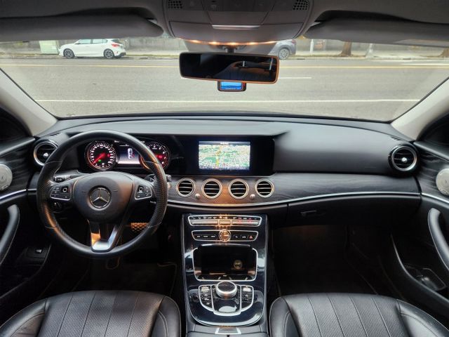 *小改款2018年式*新款操控介面*極佳車況*市場新價格  第7張相片