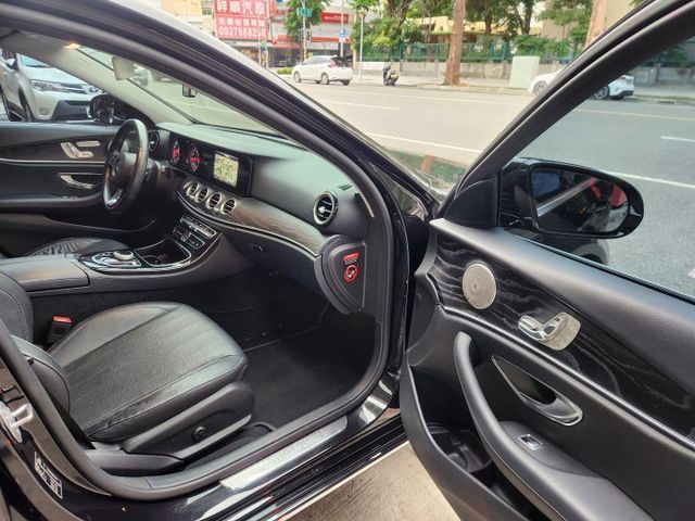 *小改款2018年式*新款操控介面*極佳車況*市場新價格  第10張相片