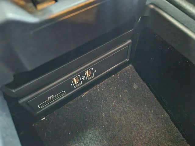 *小改款2018年式*新款操控介面*極佳車況*市場新價格  第20張相片