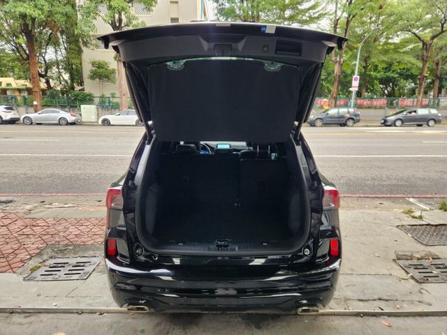 ♞Kuga EcoBoost 250 AWD ST-Line X 最旗艦版本♞實跑9萬公里♞  第6張相片