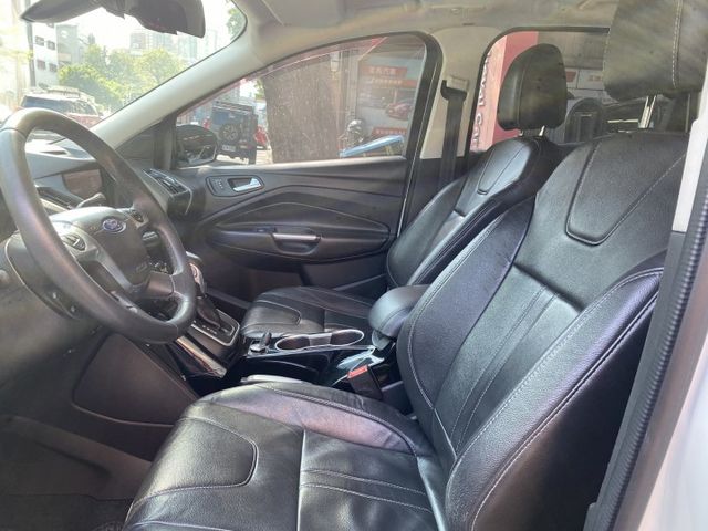 ♞2013 Ford Kuga 2.0旗艦型♞實跑11萬公里♞  第8張相片