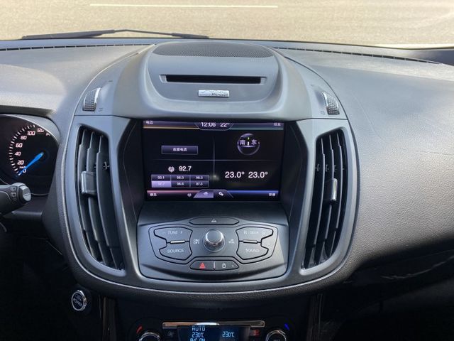 ♞2013 Ford Kuga 2.0旗艦型♞實跑11萬公里♞  第12張相片