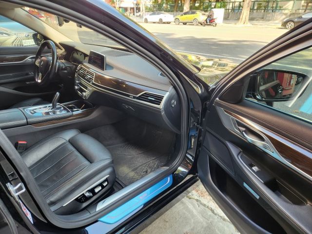 ♞總代理 全程原廠保養♞耗材均依照原廠規範更換 極佳車況♞短軸 前座買家版本♞  第12張相片