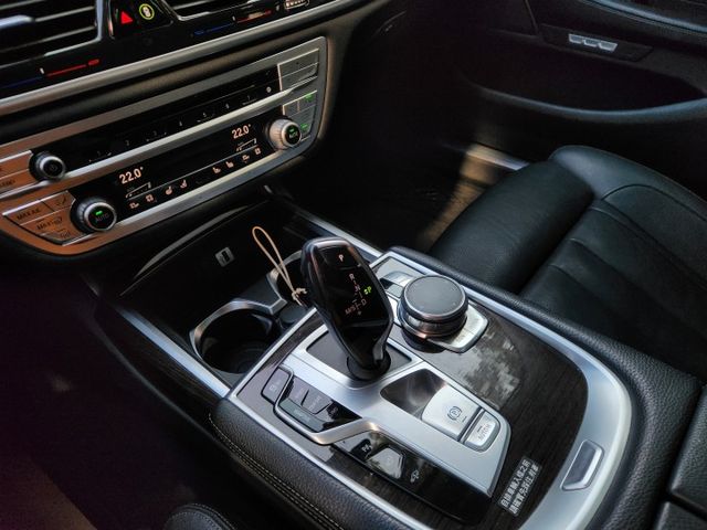 ♞總代理 全程原廠保養♞耗材均依照原廠規範更換 極佳車況♞短軸 前座買家版本♞  第17張相片