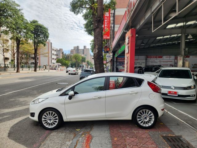 ♞低稅金 大馬力♞歐系極佳操控 安全性能享受♞  第3張相片