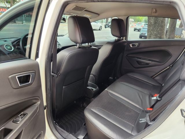 ♞低稅金 大馬力♞歐系極佳操控 安全性能享受♞  第9張相片