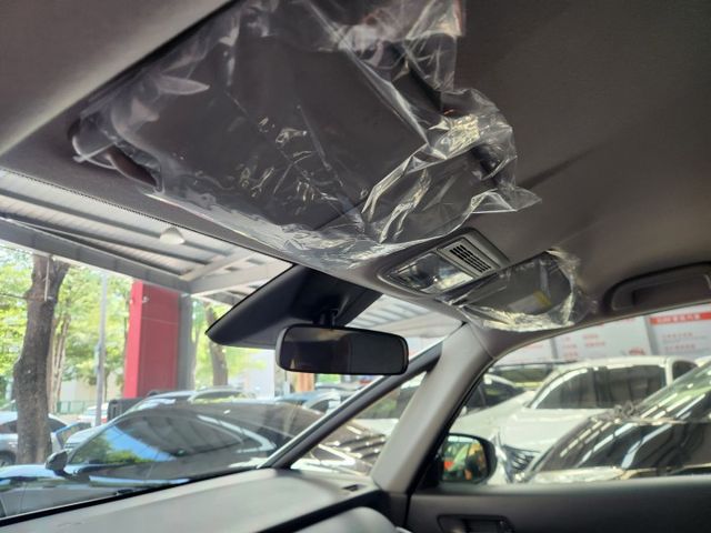 ♞油電版全新中獎車♞2026年2月出廠♞大電池10年20萬公里保固♞交車大禮包優惠實施中  第9張相片