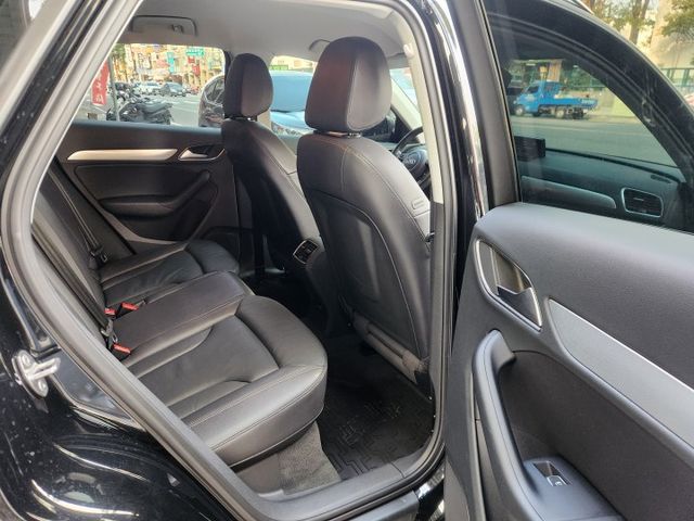 ♞僅跑7萬多公里♞全程原廠保養紀錄完整♞全車100%原鈑件無事故.超美一手車♞  第12張相片