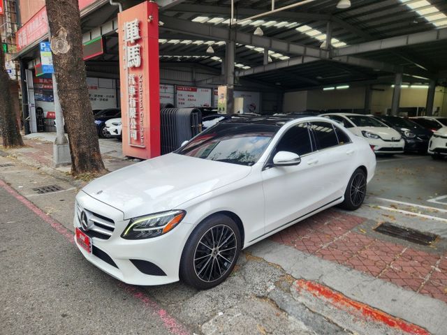 ♞僅跑4萬多公里♞全程原廠保養♞無菸車.極佳車況♞全車無改裝 一手女用♞  第1張相片