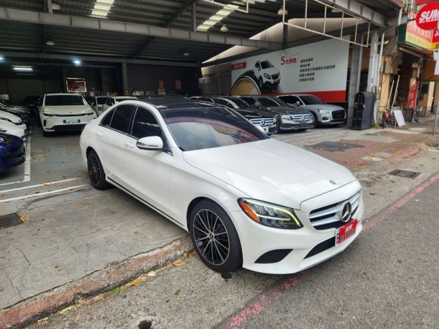 ♞僅跑4萬多公里♞全程原廠保養♞無菸車.極佳車況♞全車無改裝 一手女用♞  第2張相片