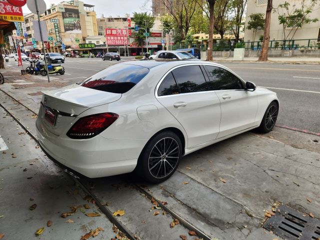 ♞僅跑4萬多公里♞全程原廠保養♞無菸車.極佳車況♞全車無改裝 一手女用♞  第3張相片