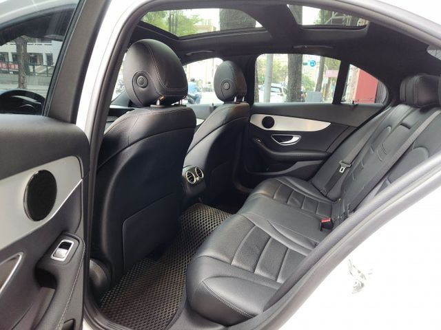 ♞僅跑4萬多公里♞全程原廠保養♞無菸車.極佳車況♞全車無改裝 一手女用♞  第10張相片