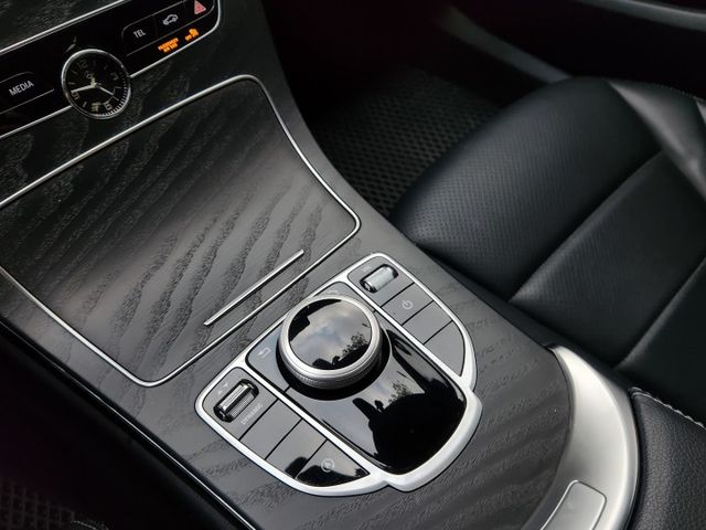 ♞僅跑4萬多公里♞全程原廠保養♞無菸車.極佳車況♞全車無改裝 一手女用♞  第16張相片