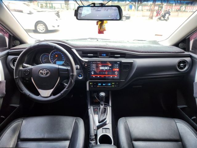 ♞i-key+摸門免鑰匙♞全車原鈑件零事故♞原廠X版空力套件+18吋鋁圈♞無菸.一手車♞  第6張相片