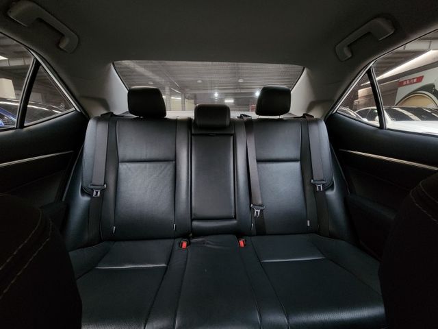 ♞i-key+摸門免鑰匙♞全車原鈑件零事故♞原廠X版空力套件+18吋鋁圈♞無菸.一手車♞  第15張相片