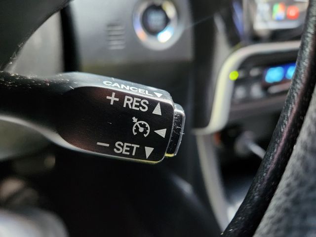 ♞i-key+摸門免鑰匙♞全車原鈑件零事故♞原廠X版空力套件+18吋鋁圈♞無菸.一手車♞  第17張相片