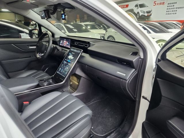 ♞免稅金♞免保養♞高物價時代最佳選擇♞大空間+極佳加速反應♞CCS2充電快速♞  第8張相片