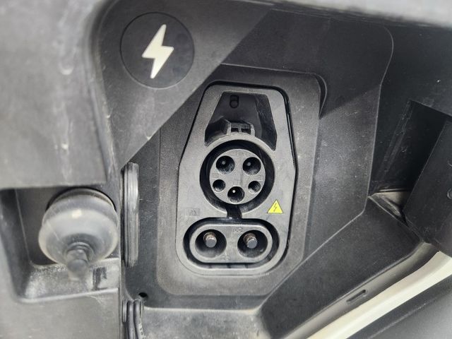 ♞免稅金♞免保養♞高物價時代最佳選擇♞大空間+極佳加速反應♞CCS2充電快速♞  第10張相片