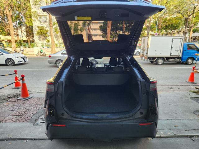 ♞日本原裝進口♞僅跑6萬多公里♞全車原漆原鈑件.零事故每車♞滿電里程626km♞  第6張相片