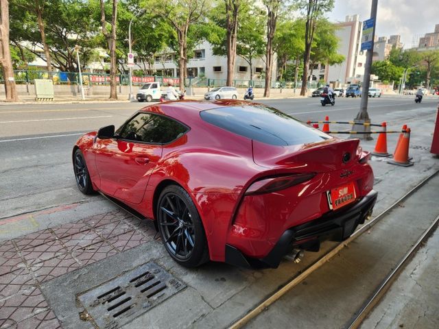 ♞手自排3.0渦輪純種跑車♞2023年式小改款♞僅跑9909km♞全車原漆落地新車車況♞全車無任何改裝♞  第4張相片