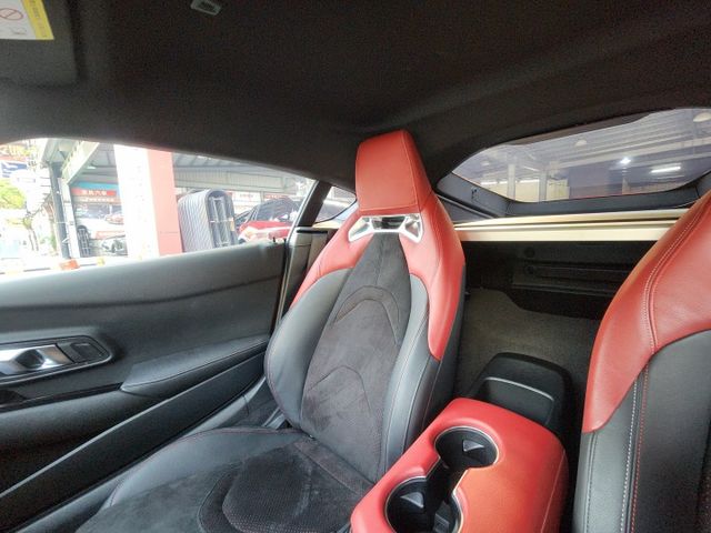 ♞手自排3.0渦輪純種跑車♞2023年式小改款♞僅跑9909km♞全車原漆落地新車車況♞全車無任何改裝♞  第14張相片