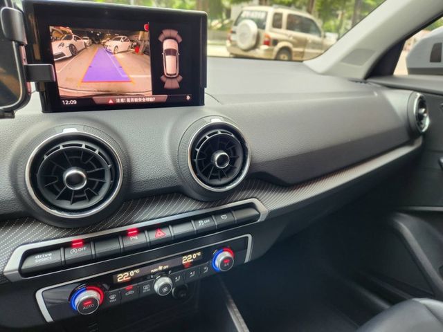 ♞1.5TFSI 優異性能，節能省油♞實跑2.3萬公里，原廠保固至2028年♞原鈑件0事故♞認證車可全貸♞  第16張相片