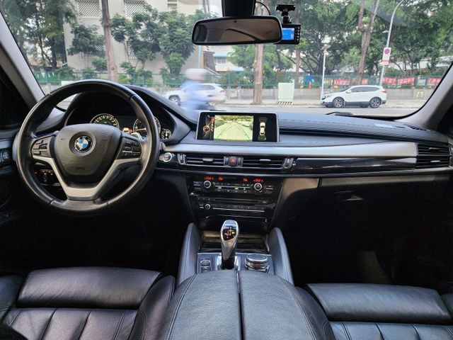 ♞僅跑12萬公里 極佳車況♞汎德總代理♞柴油渦輪引擎省油耐用 加速凌厲♞原鈑件漂亮車庫車  第9張相片