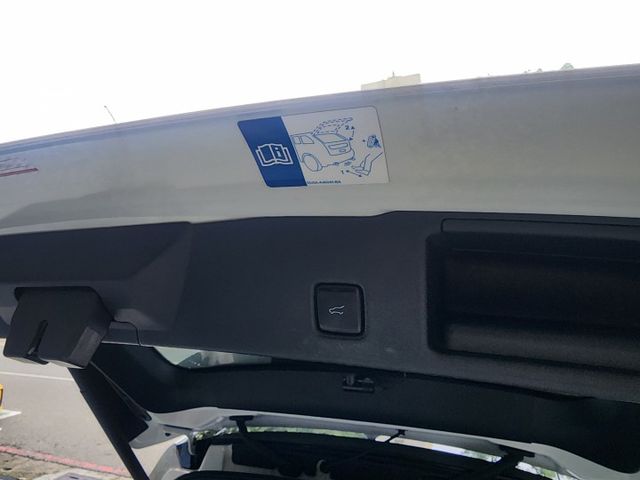 ♞360環景♞B O揚聲器♞電動尾門♞ACC主動式跟車♞全景天窗♞  第7張相片
