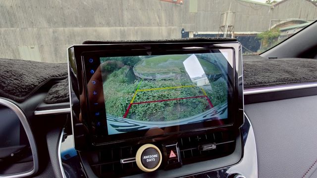 GR專屬空力套件 雙色內裝 17吋鋁圈 快撥 IKEY全 胎壓 ACC中心 盲點 AA+CP HUD 改氣氛燈  第6張相片