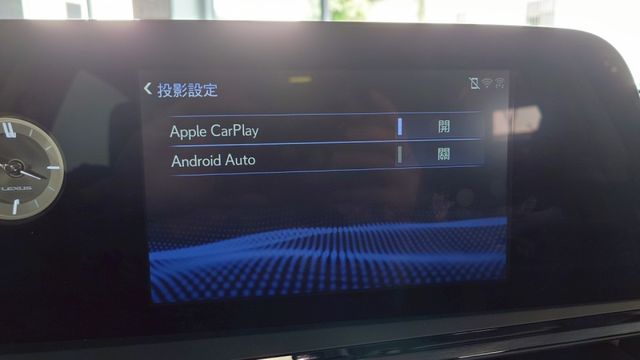 IKEY全套  天窗  盲點  ACC置中  17吋鋁圈  雙電熱椅  倒車顯影  AA+CP  電熱椅  觸控螢幕  第6張相片