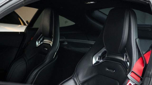 GT-S 改全段排氣管 跑排按鍵 前20後21鋁圈 全車IMP空套 麂皮方向盤 原廠蝴蝶椅 全景玻璃 導航  第11張相片
