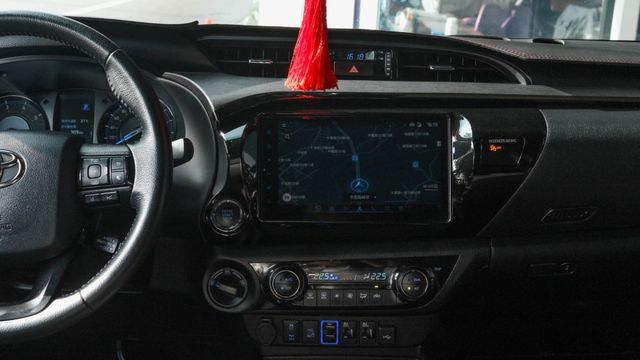 正一手車 後蓋&58.000 主動式智慧定速系統、雙區恆溫空調、雙前座座椅通風、駕駛座電動椅  第12張相片