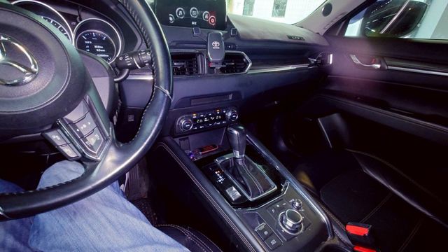 I-KEY全  19吋雙色鋁圈  電尾門  電動椅  HUD  盲點偵測  ACC跟車  倒車顯影  導航  AA+CP  第8張相片