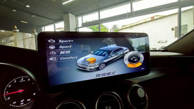 LED頭尾燈 安卓機ZLINK AA+CP 夜色圈 63全車包尾管 電動椅 KEYGO 駕駛模式  第10張相片