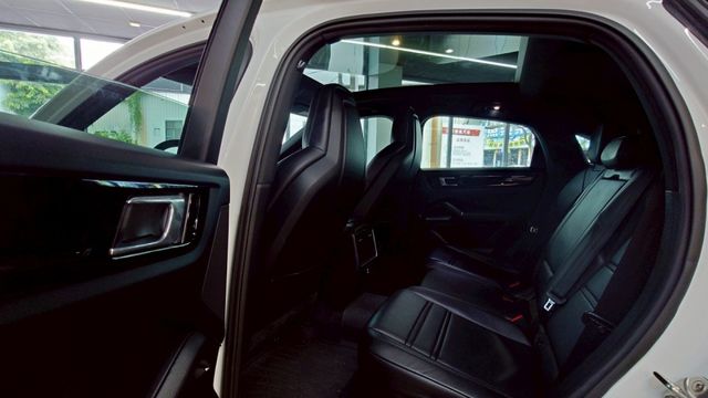 22吋GTS鋁圈 KEYGO  跑車計時  電子懸吊  第7張相片