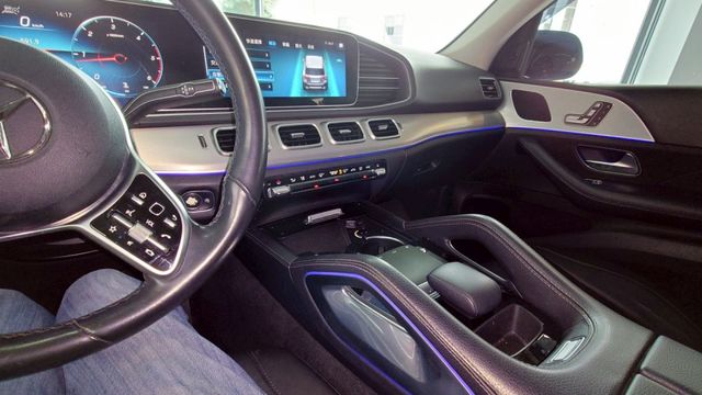 GLE300D 實車實價!KEYGO 氣氛燈 雙舒適電動椅 23P跟車 電尾門 盲點偵測  第13張相片