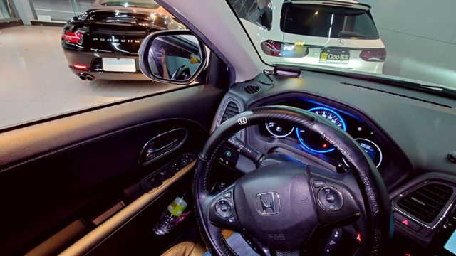 安卓AA+CP  簡易HUD LED燈  IKEY全  17吋雙色鋁圈  第8張相片