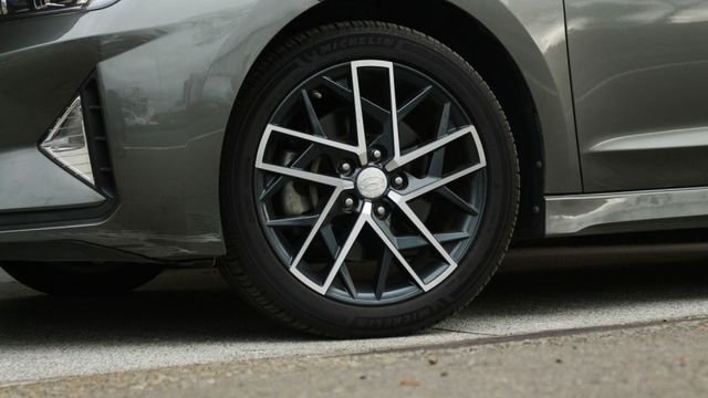 ELANTRA極速版 LED頭尾燈 IKEY全 SPORT跑椅 盲點 車偏 空力套件  第5張相片