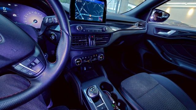 實車實價!賽道版 ACC跟車 IKEY AA+CP 電動椅 HUD抬頭顯示 盲點偵測 德製ST Edition旋壓輕量性  第7張相片