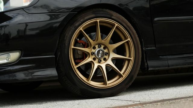 17吋XXR鋁圈 TEIN避震 光圈大燈 導航安卓機 天窗 恆溫 ABS HID燈 紅黑內裝  第3張相片