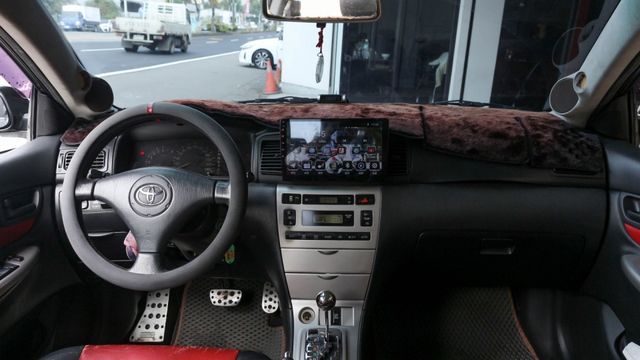 17吋XXR鋁圈 TEIN避震 光圈大燈 導航安卓機 天窗 恆溫 ABS HID燈 紅黑內裝  第12張相片